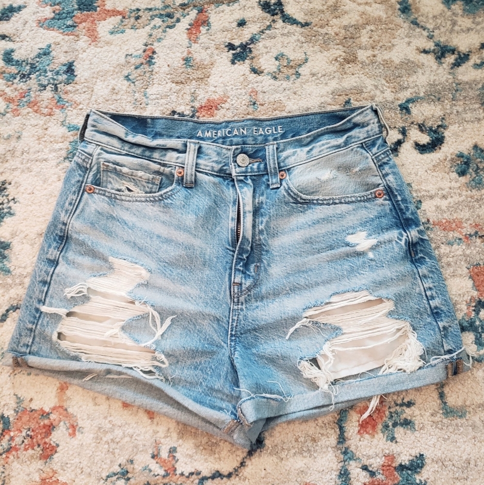 American Eagle Mom Shorts size 4